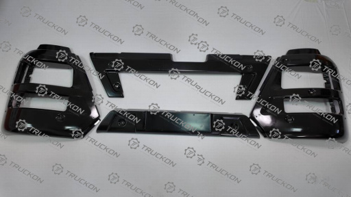 Бампер передний HOWO 	TX310