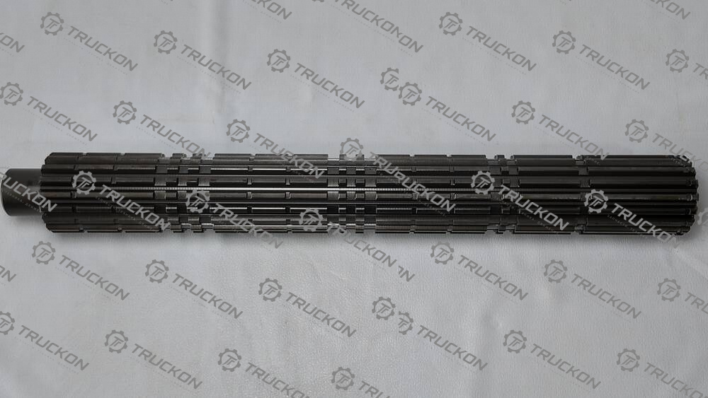 Вал вторичный на КПП	12JS200T-  1701105