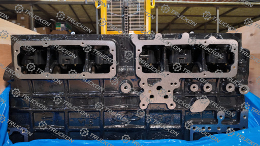 Блок двигателя YC6108 330-1002015А (В7615-1002000)  330-1002114