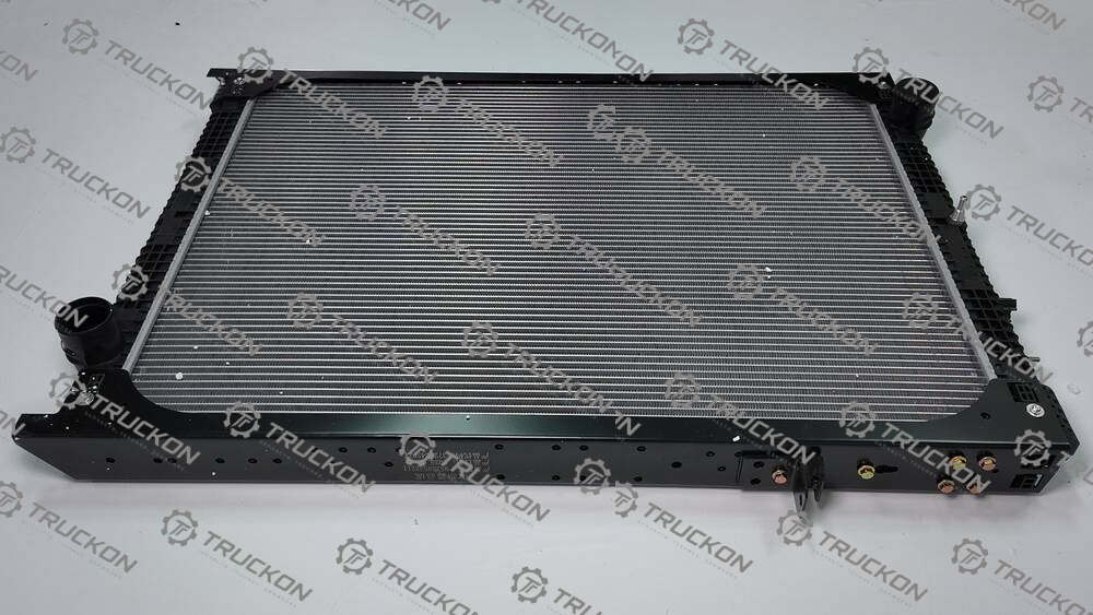 Радиатор охлаждения SHACMAN DZ95259532211